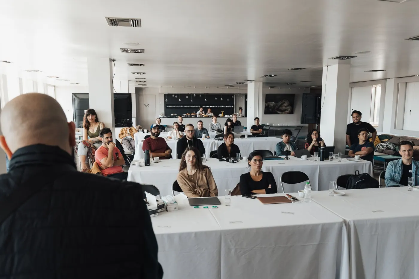Atelier de formation à l'IA pour les équipes en PME.